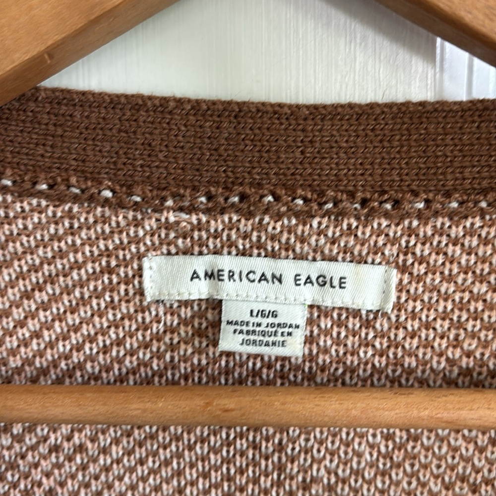 American Eagle Button Down Cardigan Sweater Flowers - Picture 5 of 6